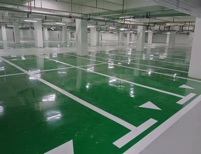 青海青海小区停车场标线